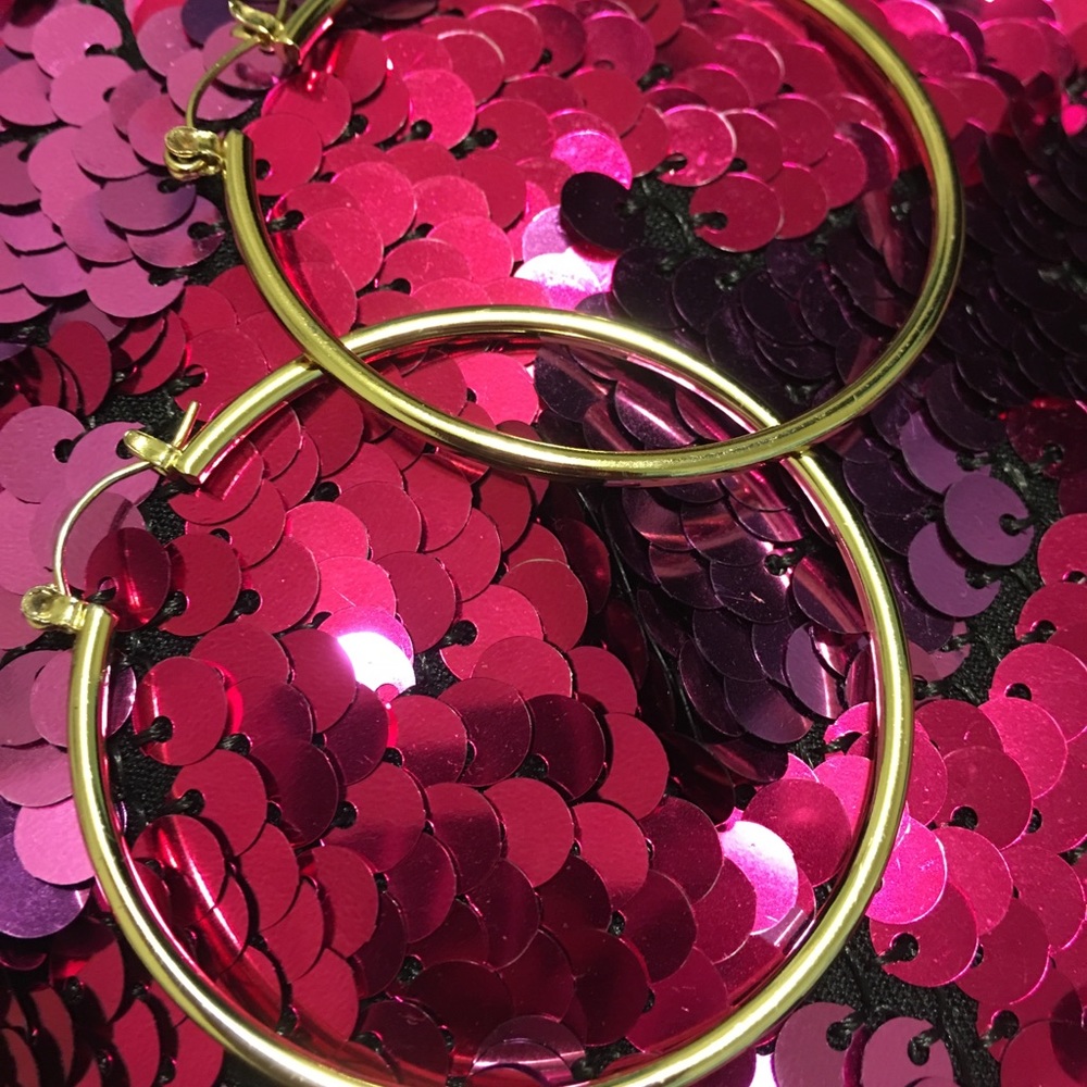 Round Hoop Earrings In 14k Gold Vermeil